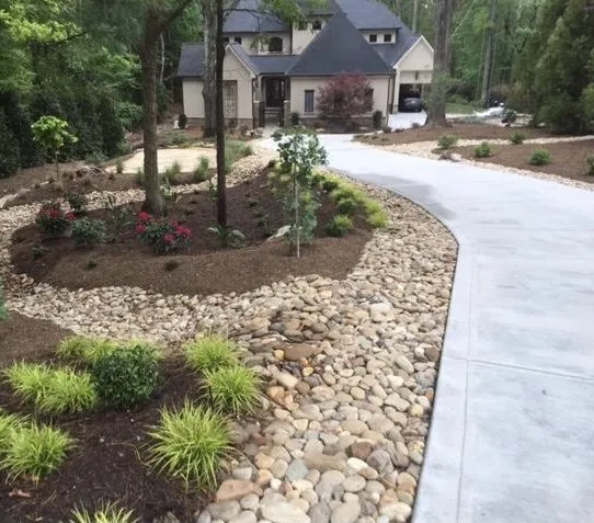 Affordable garden landscaping experts serving Pittsburgh, PA - Euphoric Essentials