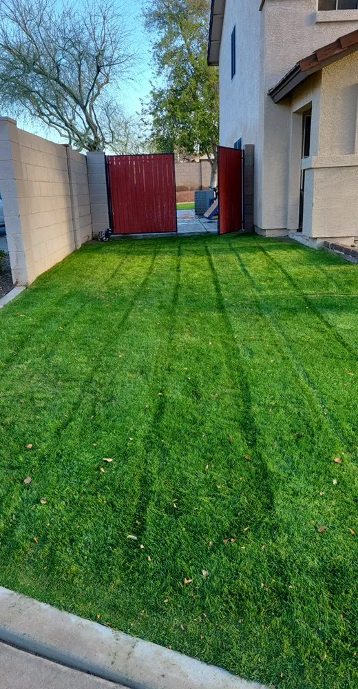 Expert lawn mowing service in Fort Lauderdale, FL - Euricow Landscaping