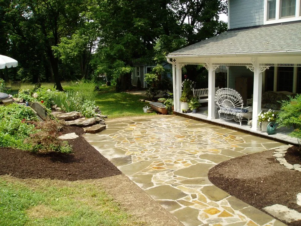 Top-rated yard maintenance for beautiful yards in Lutherville, MD by European Landscapes and Design