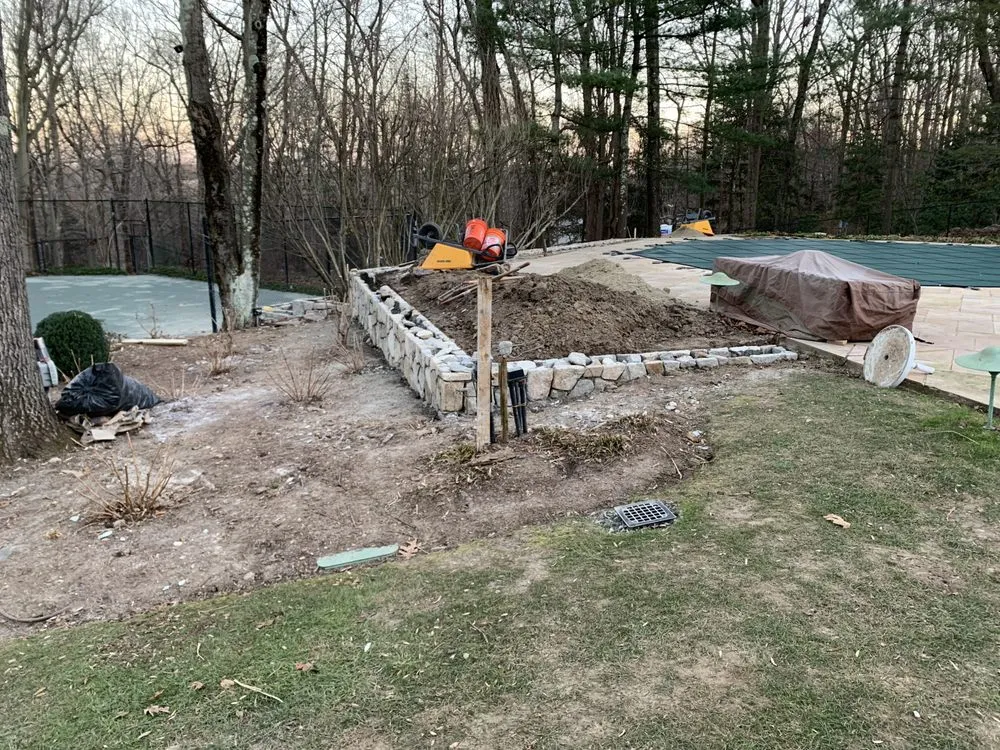 Expert yard maintenance in Stamford, CT - EV Landscaping