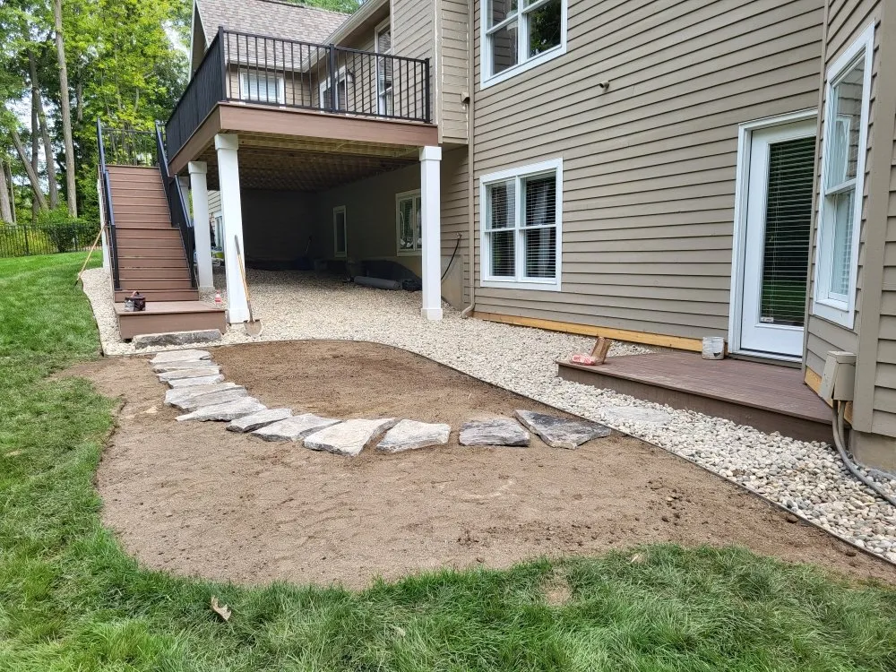 Top-rated landscape installation experts serving Wyoming, MI - E&V Landscaping