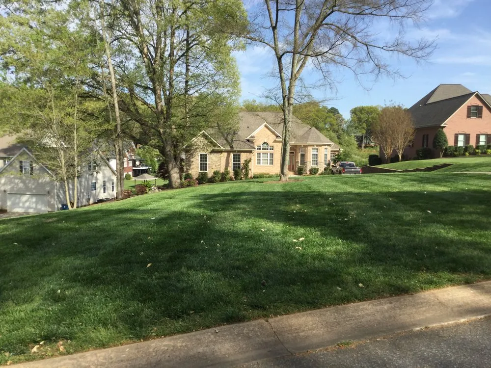 Trusted yard maintenance in Hickory, NC - Evan Hefner Landscaping