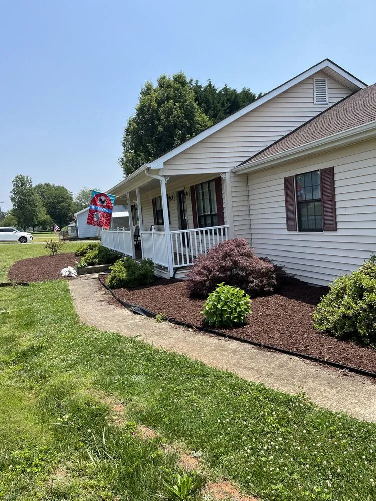 Reliable yard maintenance with custom design in Hickory, NC by Evan Hefner Landscaping