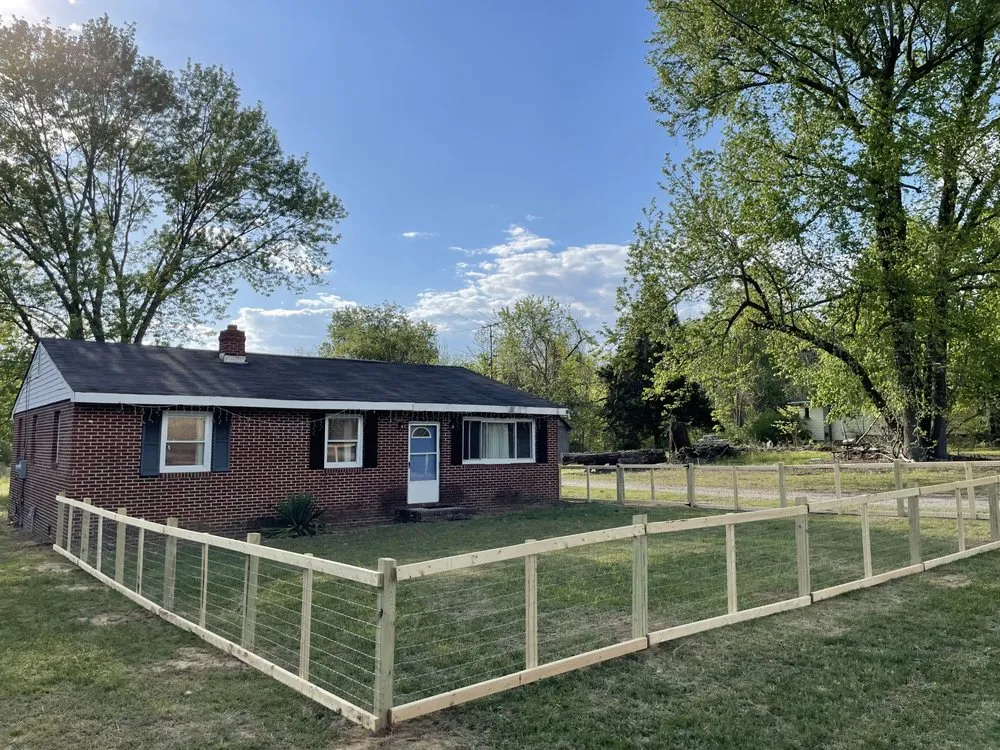 Top-rated outdoor landscaping experts serving Tappahannock, VA - Evan's Fence and Grass