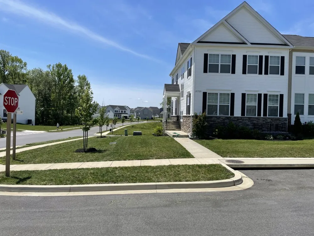 Custom garden landscaping in Tappahannock, VA - Evan's Fence and Grass