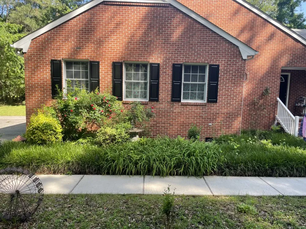 Affordable landscape design for beautiful yards across Tappahannock, VA - Evan's Fence and Grass