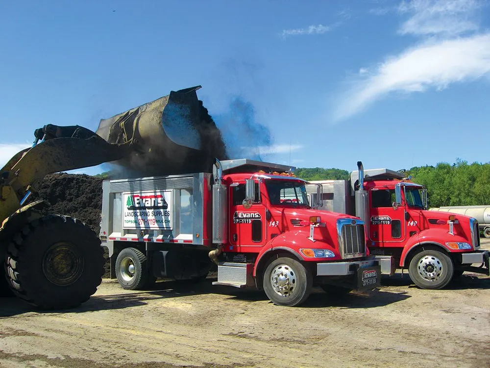 Professional landscaping services for beautiful yards across Cincinnati, OH - Evans Landscaping