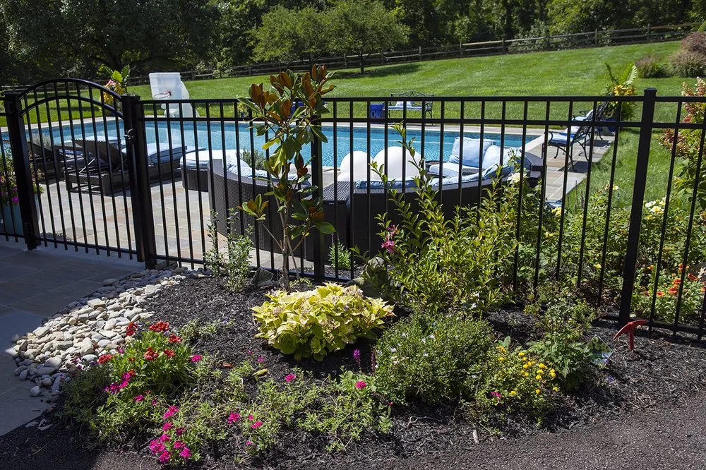 Reliable residential landscaping experts serving Cincinnati, OH - Evans Landscaping