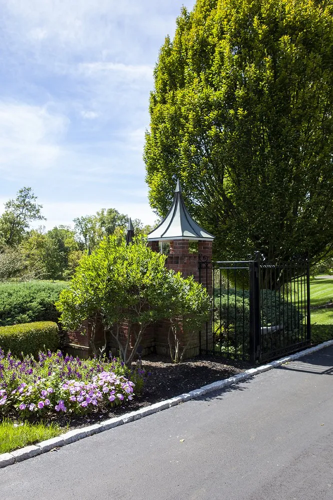 Top-rated landscape installation in Cincinnati, OH - Evans Landscaping