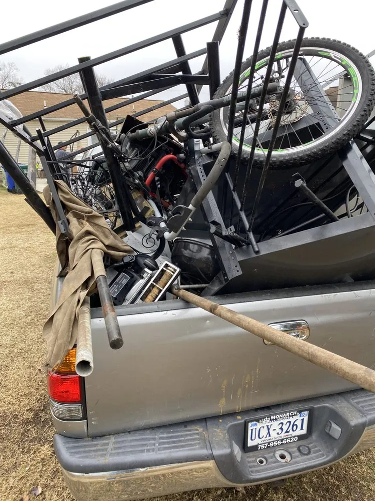 Professional lawn mowing service experts serving Newport News, VA - Evans Landscaping