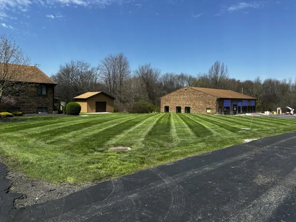 Trusted yard cleanup service experts serving Girard, OH - Evan’s Lawn Care & Landscaping