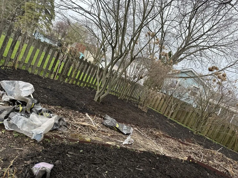 Custom yard maintenance for homes across Dublin, OH - Evans Lawn Care