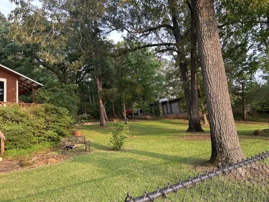 Evans lawn care Logo