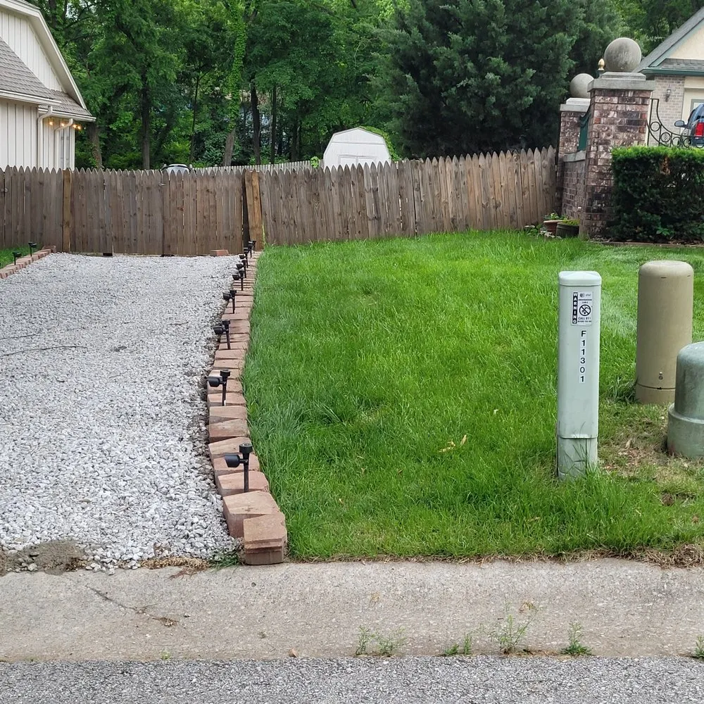 Professional yard cleanup service experts serving Raytown, MO - Evans Lawn Care