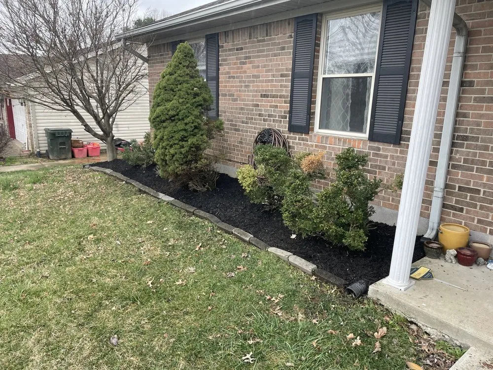 Custom residential landscaping experts serving New Albany, IN - Evans Outdoor Services