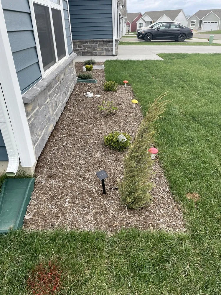 Top-rated landscape installation experts serving New Albany, IN - Evans Outdoor Services