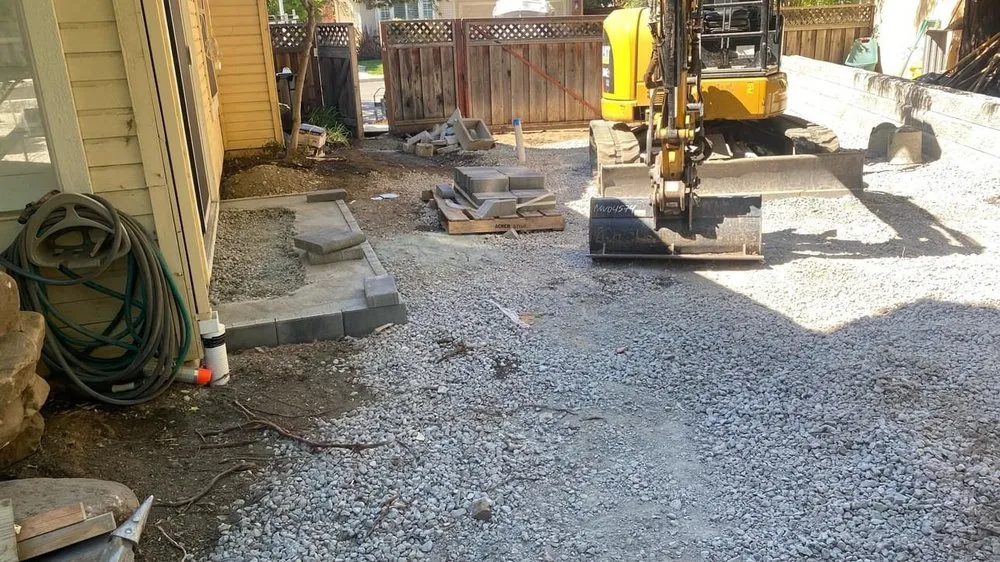 Expert lawn care service experts serving Evanston, IL - Evanston Landscaping