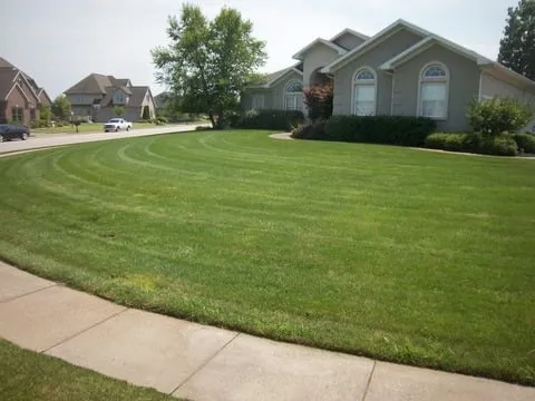 Top-rated landscape design in Evansville, IN by Evansville Lawn & Landscape