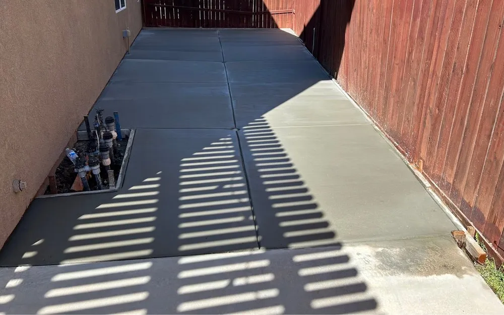 Trusted yard cleanup service experts serving Perris, CA - Evaristo Landscape