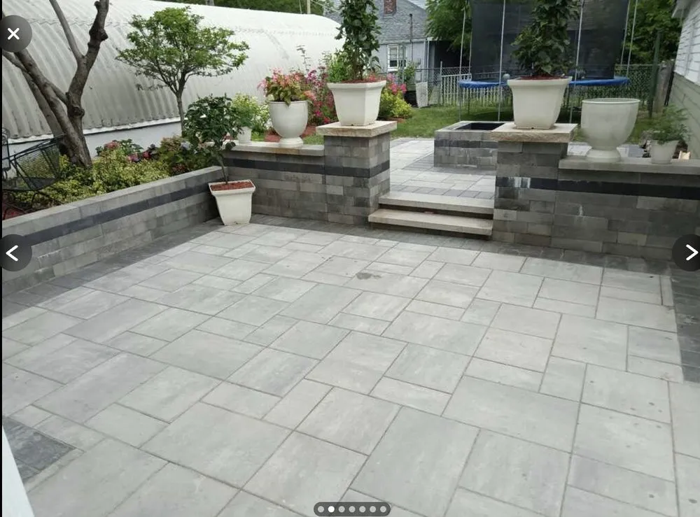 Affordable landscaping services with custom design across Waukegan, IL - Evelyn & Natte's Hardscapes