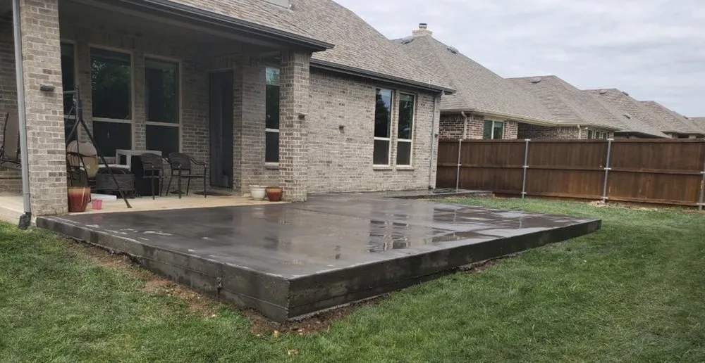 Affordable lawn mowing service in Irving, TX - Evelyn Landscaping