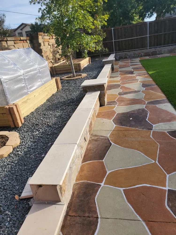 Expert yard maintenance for year-round maintenance in Irving, TX by Evelyn Landscaping