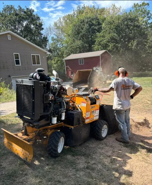 Expert garden landscaping in Des Moines, IA by Even Enterprise