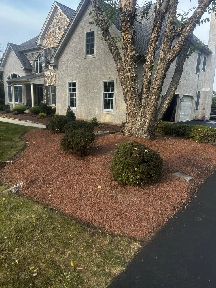 Affordable outdoor landscaping experts serving Hamilton, NJ - Ever & C Landscaping Services