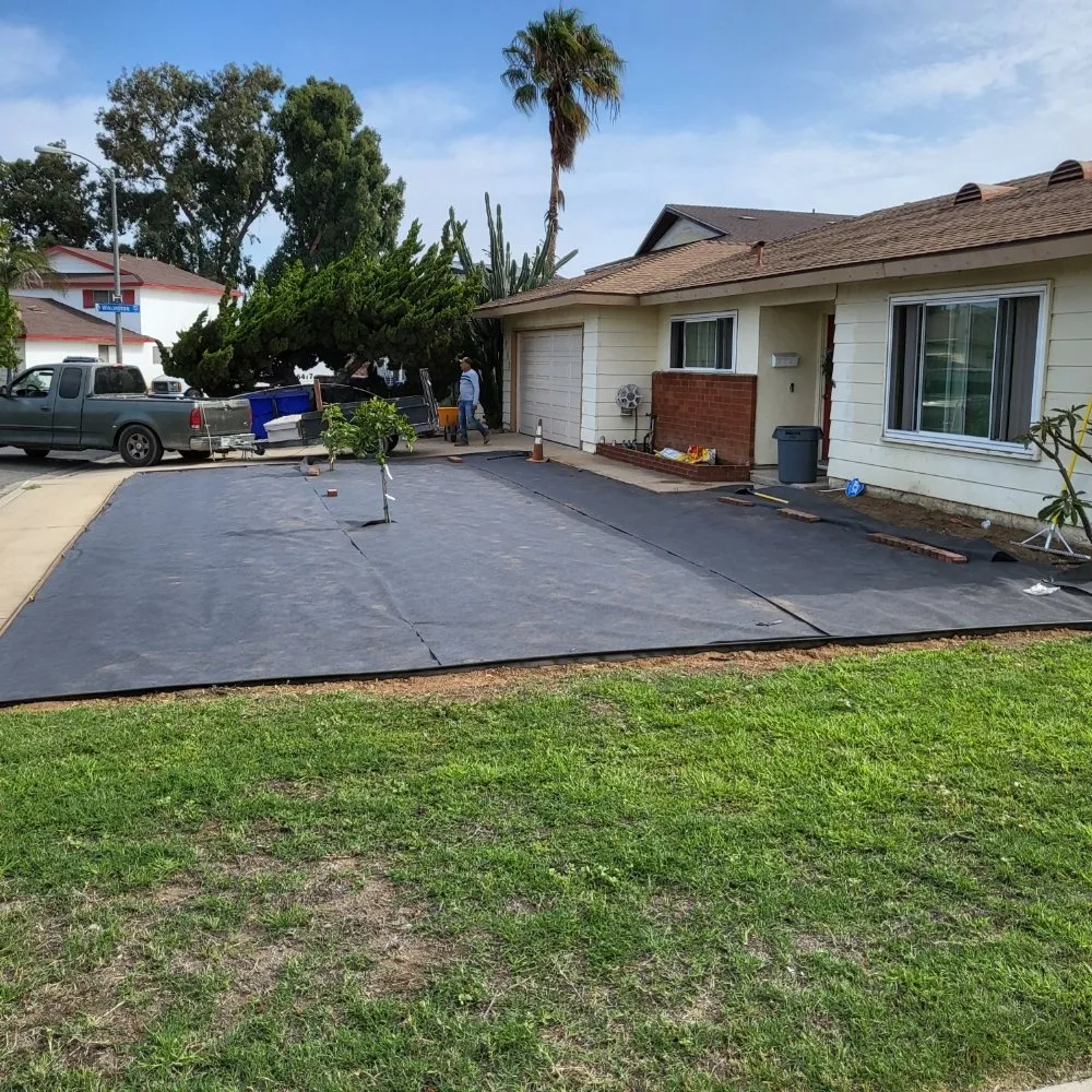 Affordable lawn mowing service experts serving San Diego, CA - Ever Green Landscaping