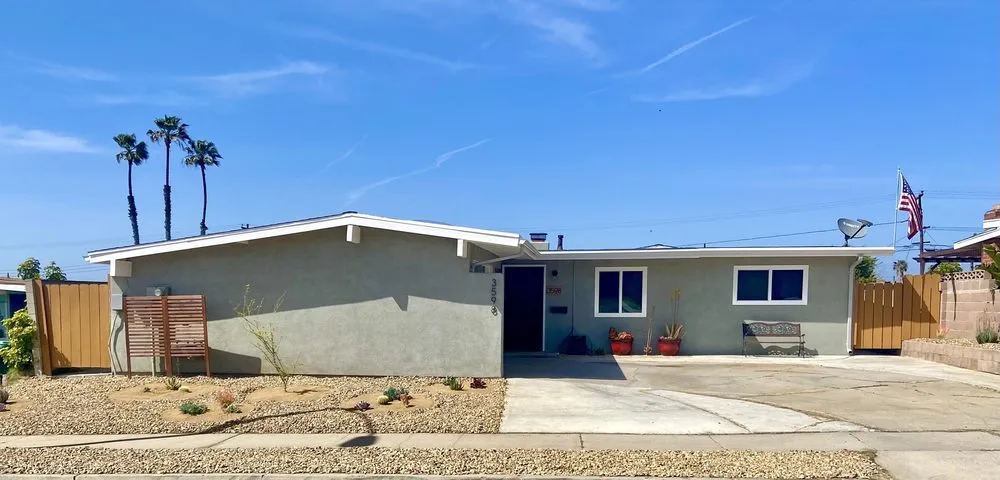 Trusted lawn mowing service for homes across San Diego, CA - Ever Green Landscaping