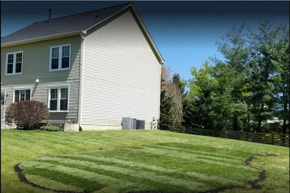 Expert lawn care service experts serving Glen Burnie, MD - Ever Lawn Care