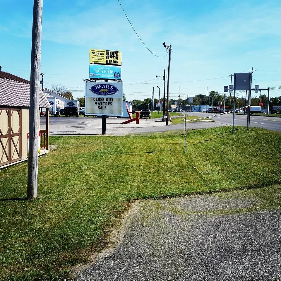 Expert garden landscaping in Hanover, IN by Everage Lawn Care