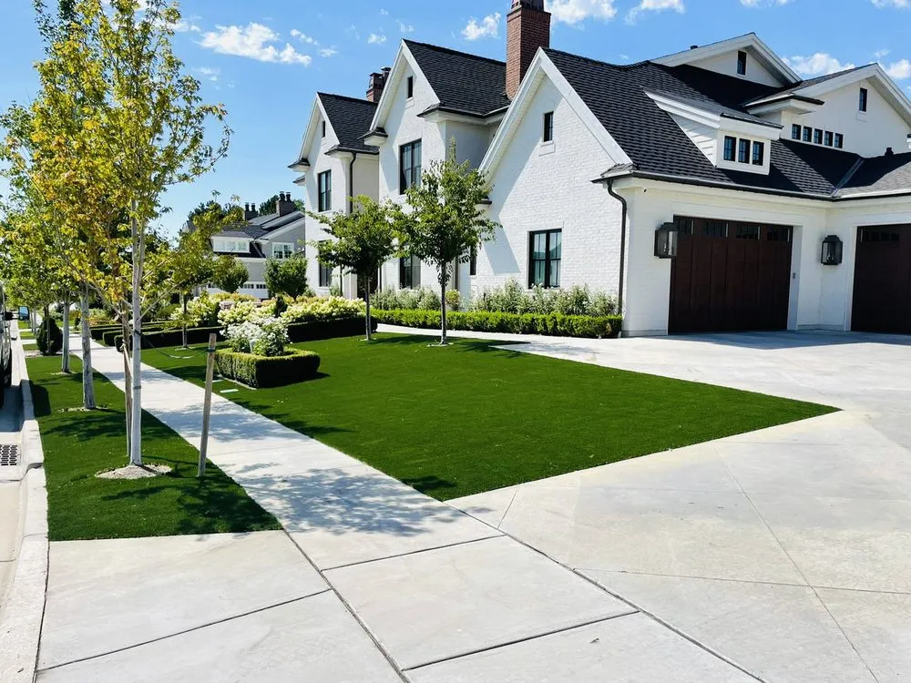 Local lawn mowing service experts serving West Jordan, UT - Everblade Designs