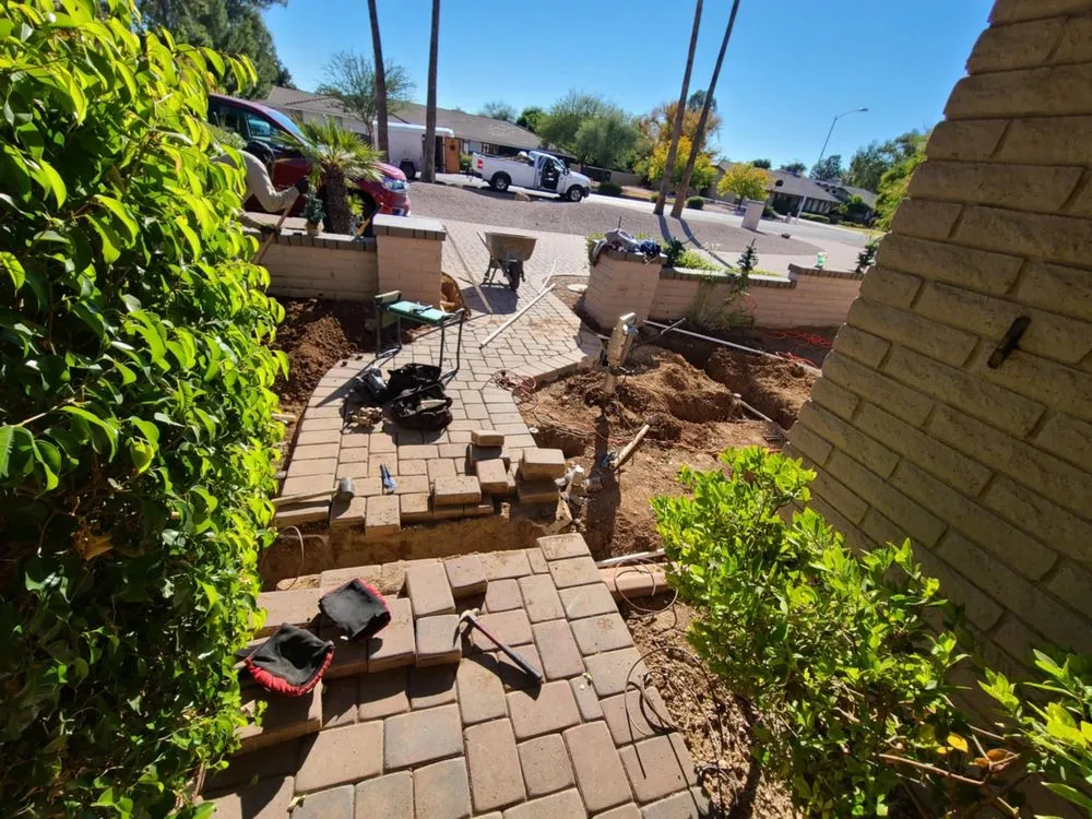 Top-rated outdoor landscaping in Phoenix, AZ by EverBloom Landscape