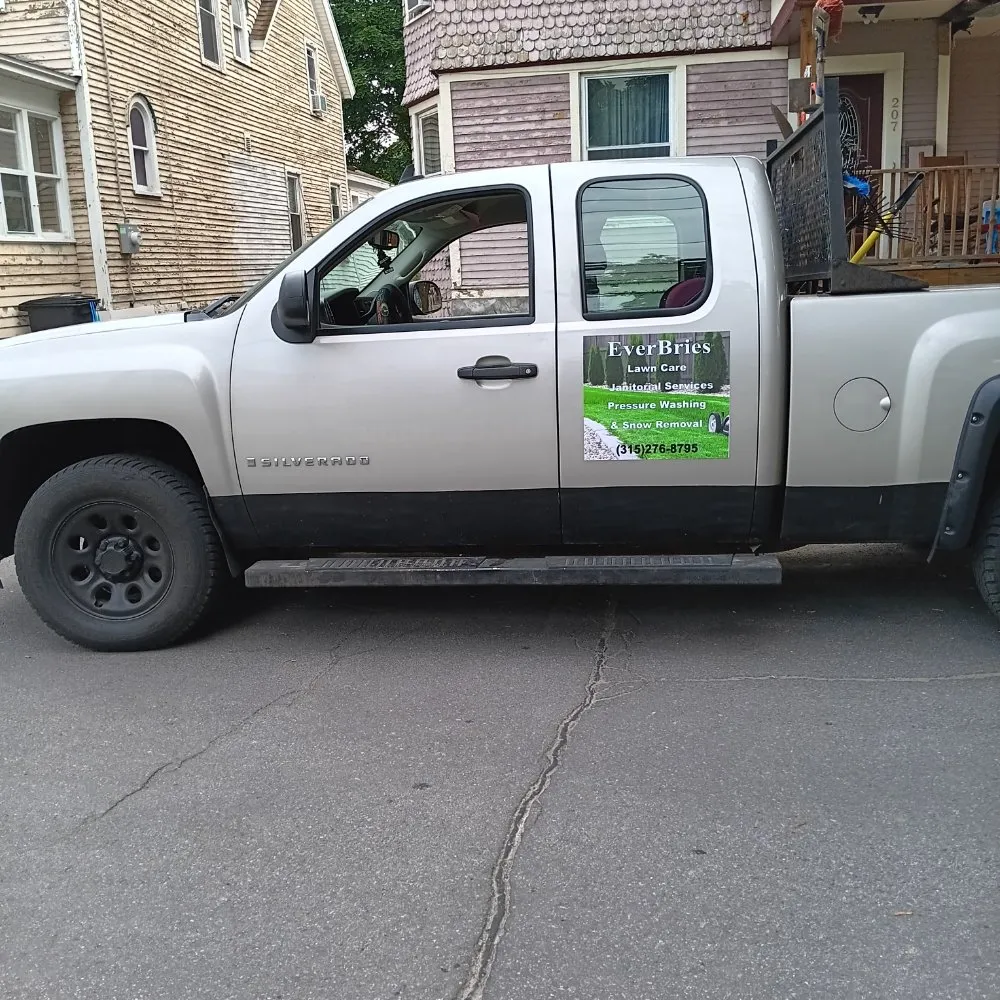 Top-rated garden landscaping for homes in Ogdensburg, NY by Everbries Lawn Care Pressure Washing and Janitorial Services