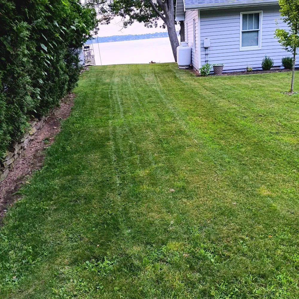 Affordable lawn care service for homes across Ogdensburg, NY - Everbries Lawn Care Pressure Washing and Janitorial Services