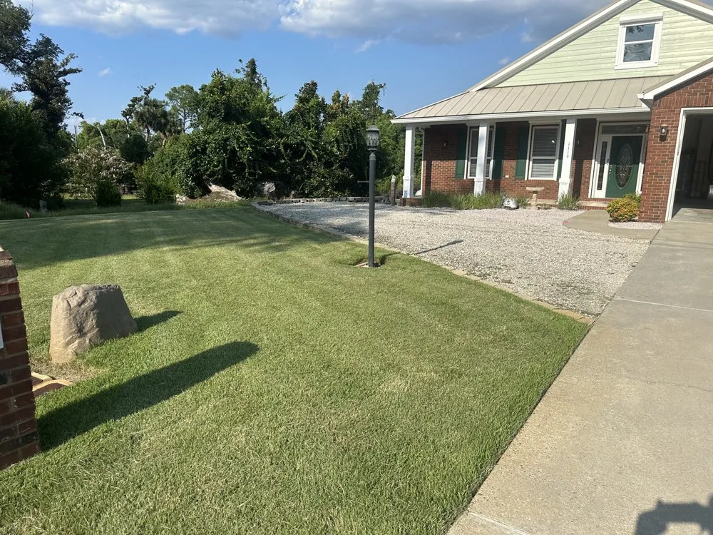 Expert lawn care service near you across Panama City, FL - Eveready Solutions
