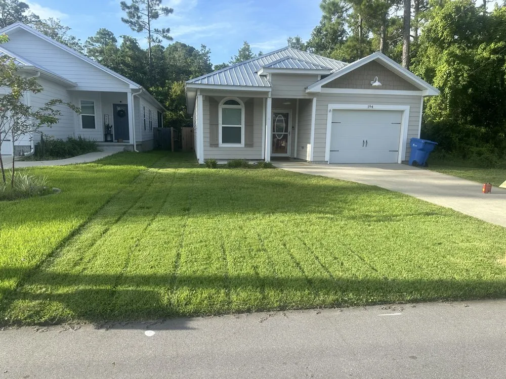 Custom lawn care service in Panama City, FL by Eveready Solutions
