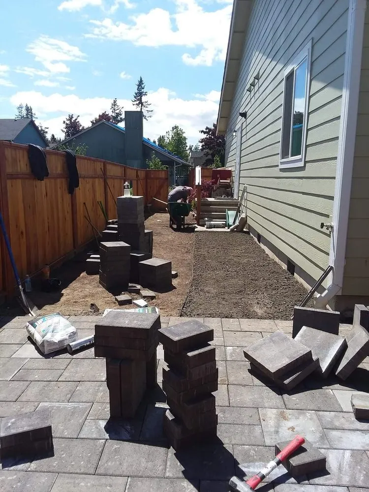 Trusted lawn care service experts serving Seattle, WA - Everest Landscaping Services