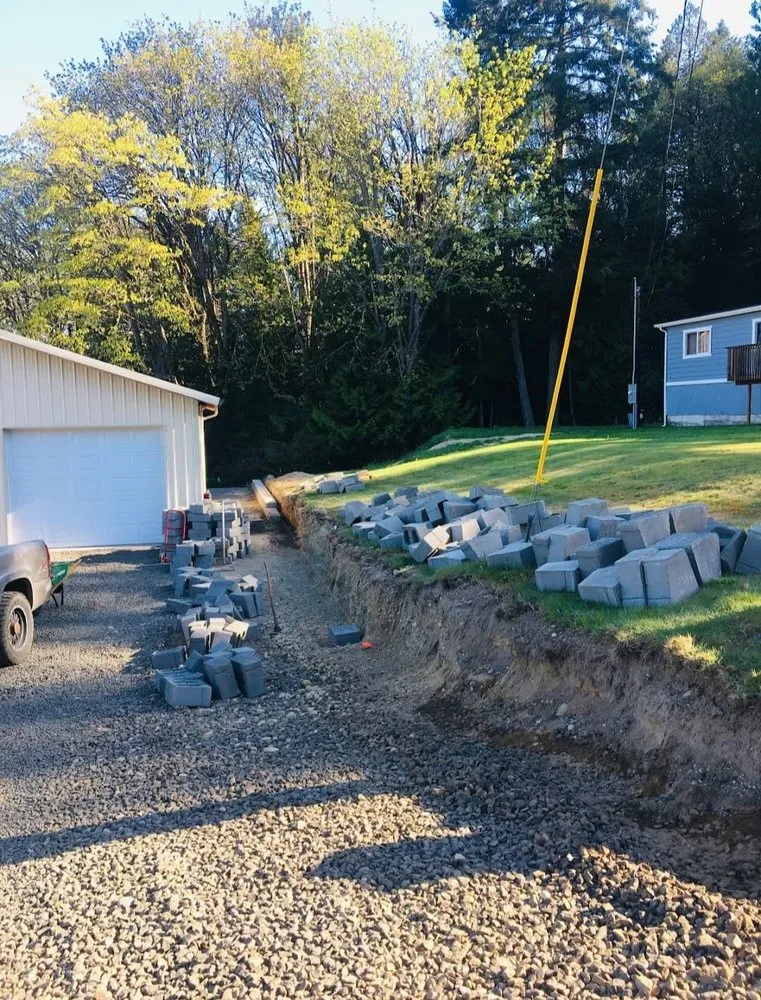 Top-rated yard cleanup service for beautiful yards across Seattle, WA - Everest Landscaping Services