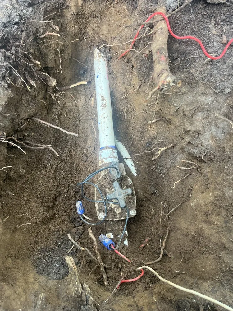 Expert lawn mowing service for homes across Cartersville, GA - Everest Lawns And Scapes