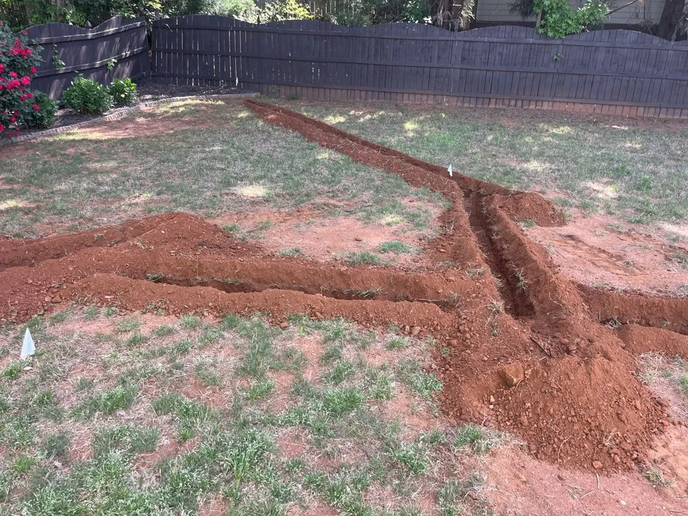 Top-rated lawn care service with custom design in Cartersville, GA by Everest Lawns And Scapes