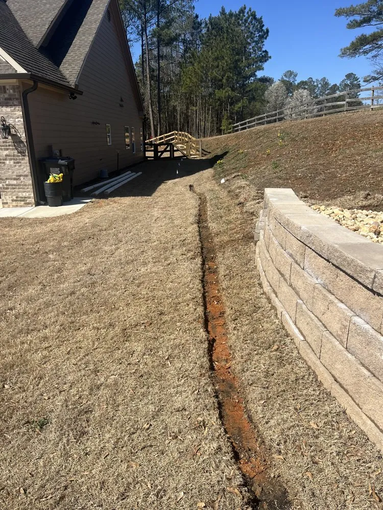 Professional outdoor landscaping in Cartersville, GA - Everest Lawns And Scapes