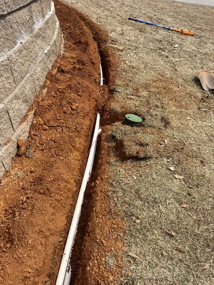 Local yard cleanup service in Cartersville, GA - Everest Lawns And Scapes