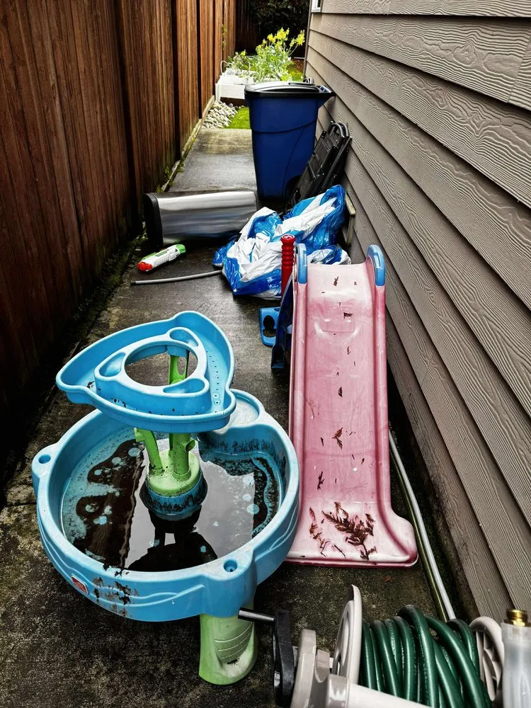 Top-rated landscape installation in Everett, WA by Everett Hauling & Services