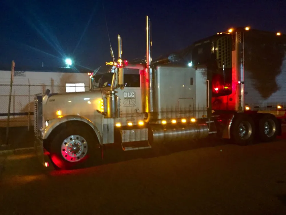 Professional yard maintenance in Phenix City, AL by Everett Long & Sons