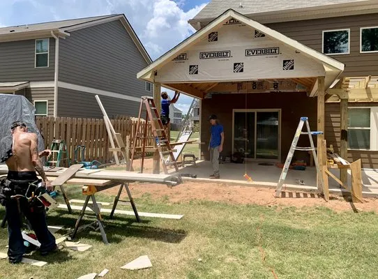 Everett Long & Sons Logo