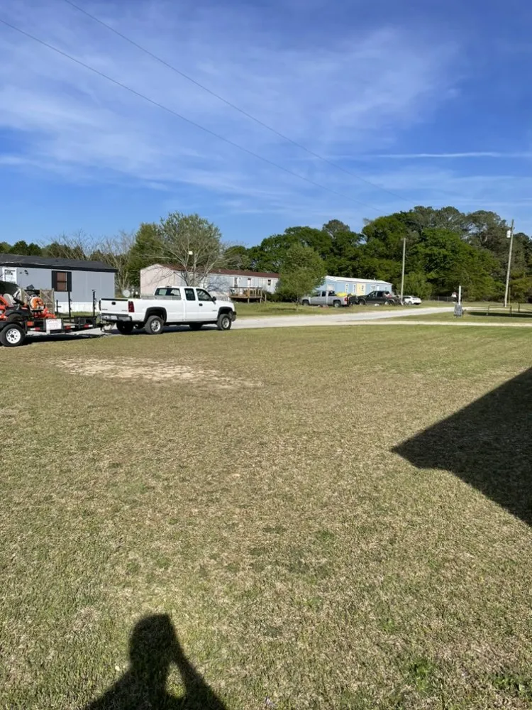 Top-rated lawn mowing service in Snow Hill, NC - Everette’s Landscaping & Lawn Care