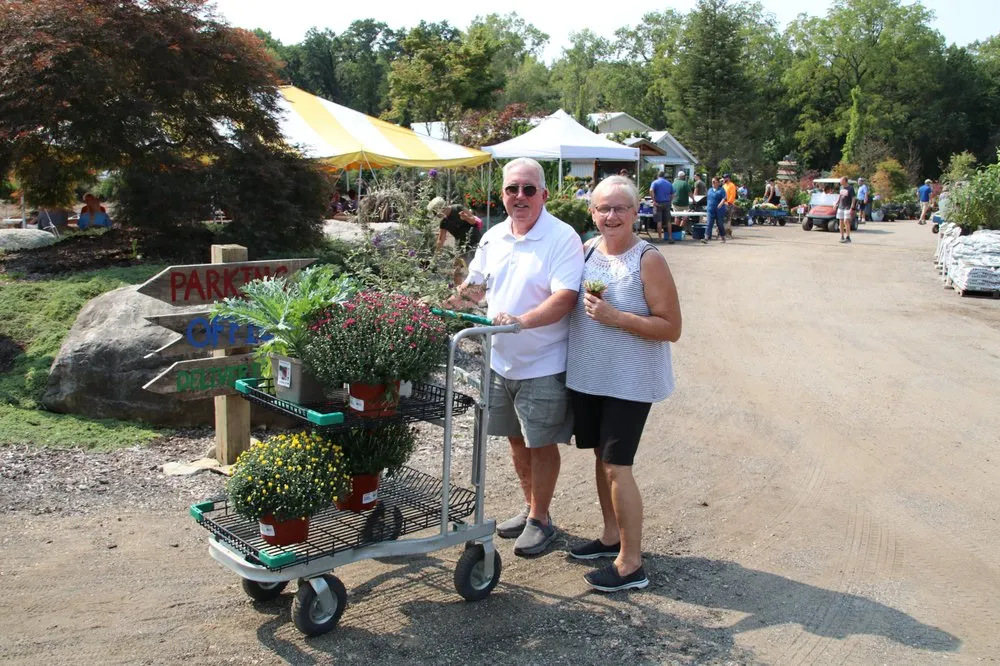 Trusted outdoor landscaping experts serving Byron Center, MI - Everett's Gardens