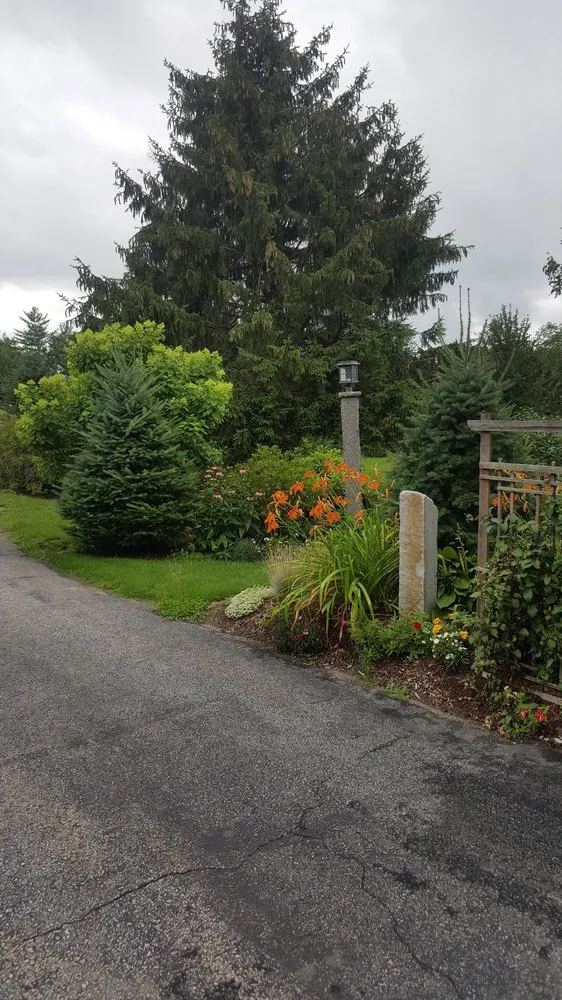 Top-rated garden landscaping in Campton, NH - Evergreen Acres